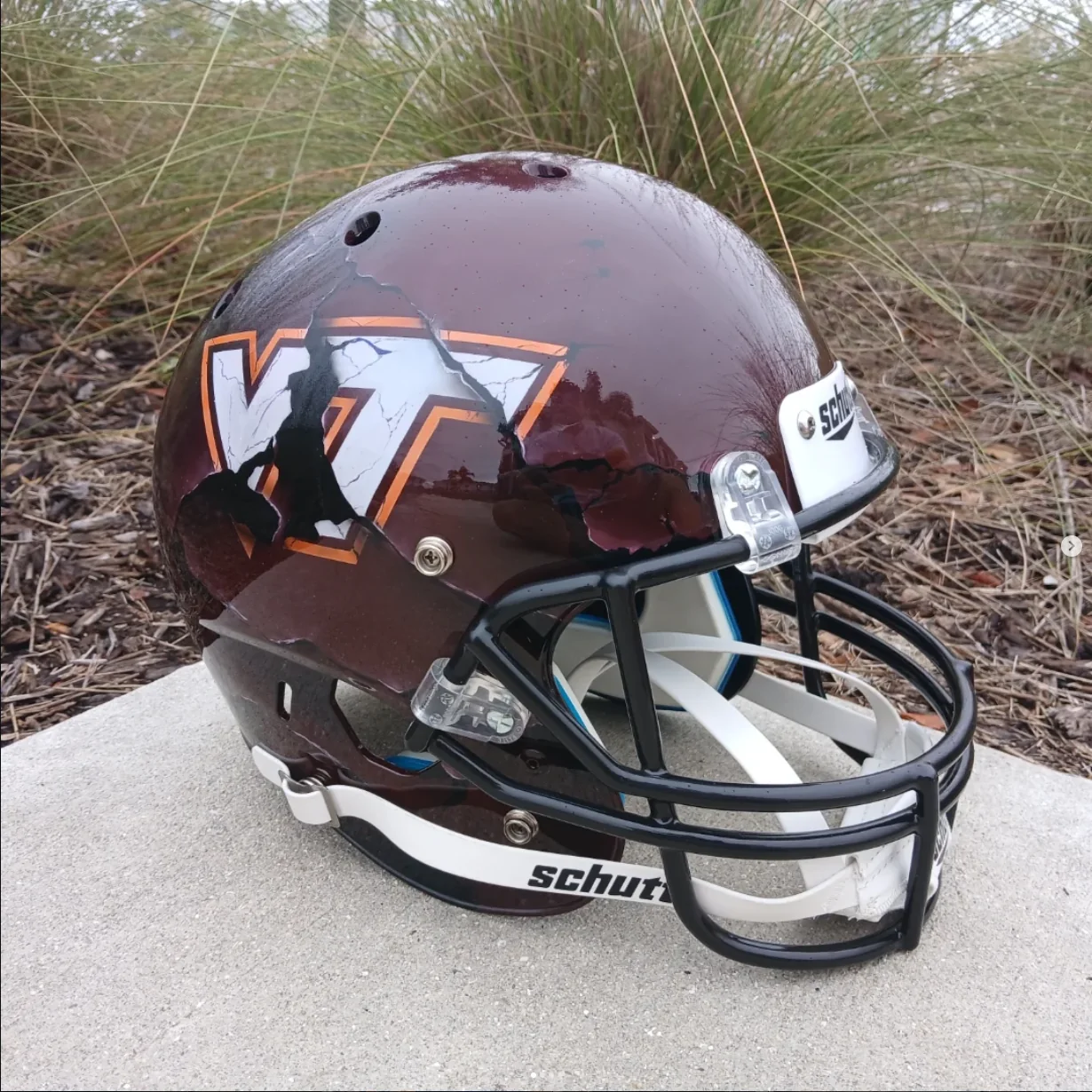 VT custom helmet